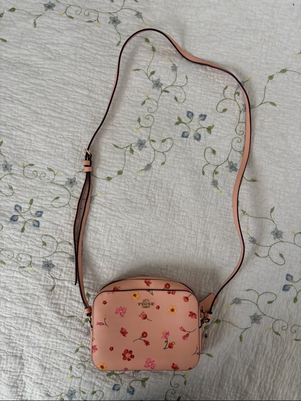 EUC Coach Mystical Floral Print Camera bag Faded Blush Pink - Picture 10 of 11